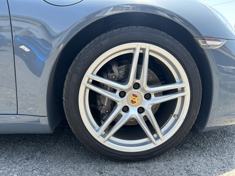 ポルシェ 911(Type991.2) カレラ　右H　PDK　サンルーフ  純正19インチアルミ