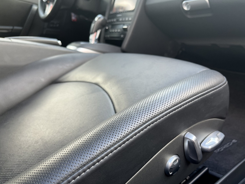 ポルシェ 911(Type997) ターボ PDK 左ハンドル 低走行