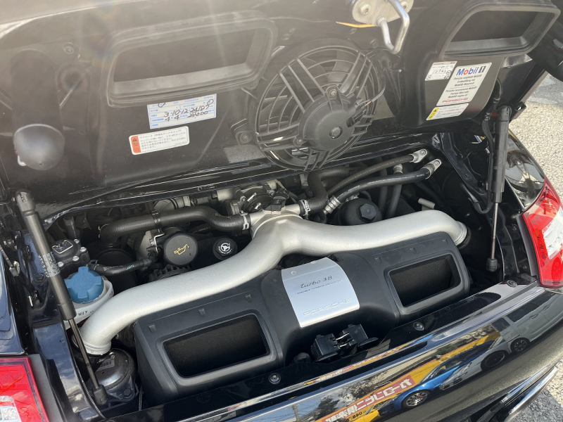 ポルシェ 911(Type997) ターボ PDK 左ハンドル 低走行