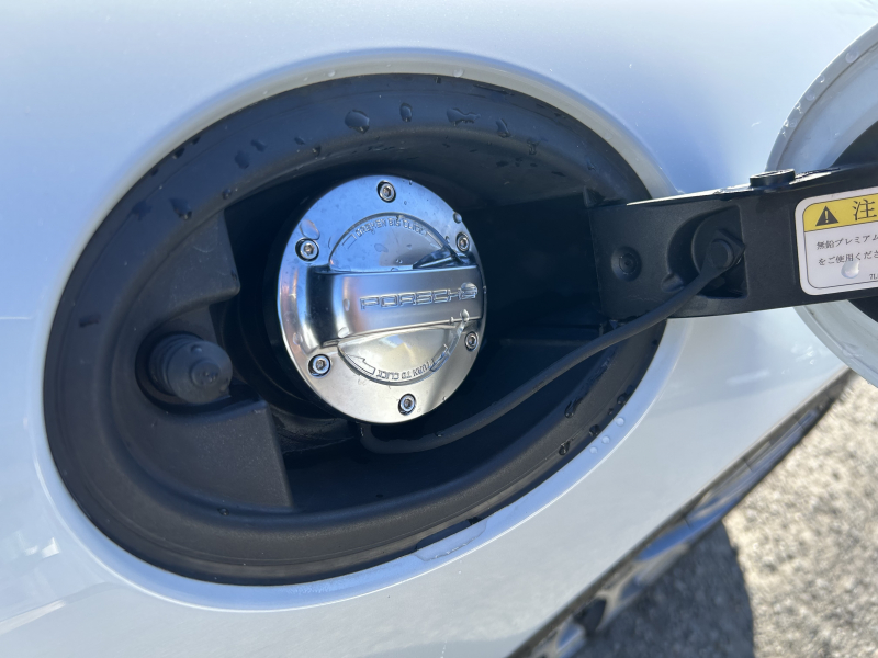 ポルシェ 911(Type991.2) カレラ　PDK　右H　スポーツクロノPKG　スポーツエグゾースト　スパイダー20インチアルミホイール　GTスポーツステアリング　レザーシート　シートヒーター