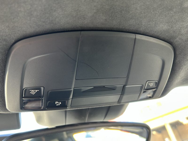 ポルシェ 911(Type991.2) カレラ　PDK　右H　スポーツクロノPKG　スポーツエグゾースト　スパイダー20インチアルミホイール　GTスポーツステアリング　レザーシート　シートヒーター