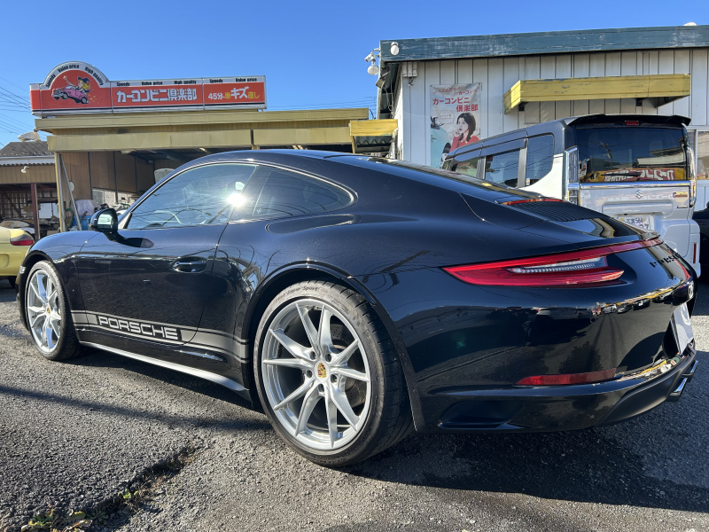 ポルシェ 911(Type991.2) カレラ4　PDK　右H　スポーツクロノPKG　スポ－ツエグゾースト　アダプティブクルーズコントロール　レザーインテリア　パワーステアリングプラス　GTスポーツステアリング　カレラS20インチアルミホイール　　　　　　　