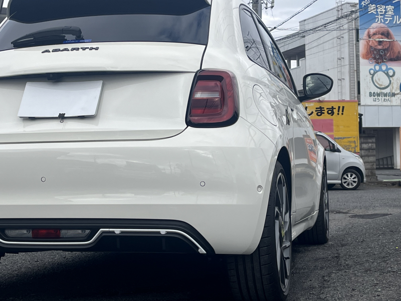 アバルト 500e ツーリズモ BEV車両