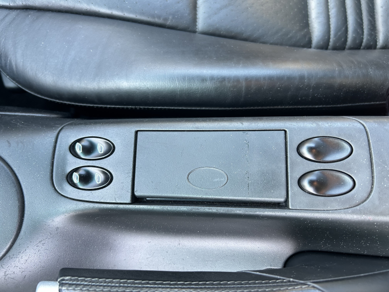 ポルシェ 911(Type996) カレラ　Tiptronic　右H　18インチアルミホイール　車高調　社外マフラー　社外テール