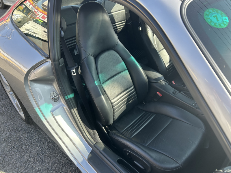 ポルシェ 911(Type996) カレラ　Tiptronic　右H　18インチアルミホイール　車高調　社外マフラー　社外テール