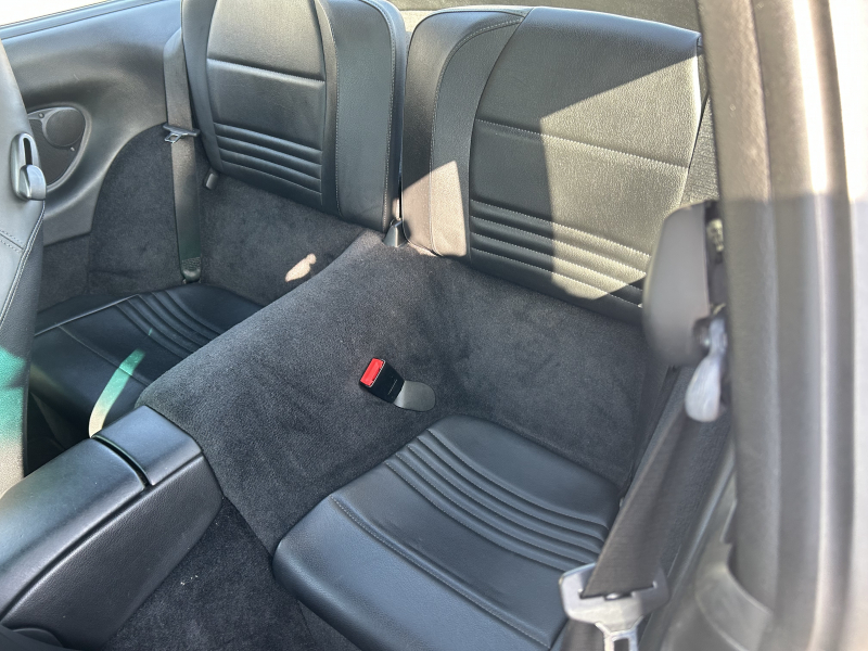 ポルシェ 911(Type996) カレラ　Tiptronic　右H　18インチアルミホイール　車高調　社外マフラー　社外テール