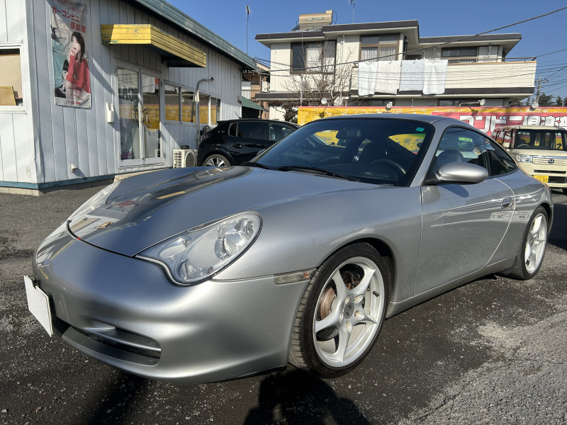 ポルシェ 911(Type996) カレラ　Tiptronic　右H　18インチアルミホイール　車高調　社外マフラー　社外テール
