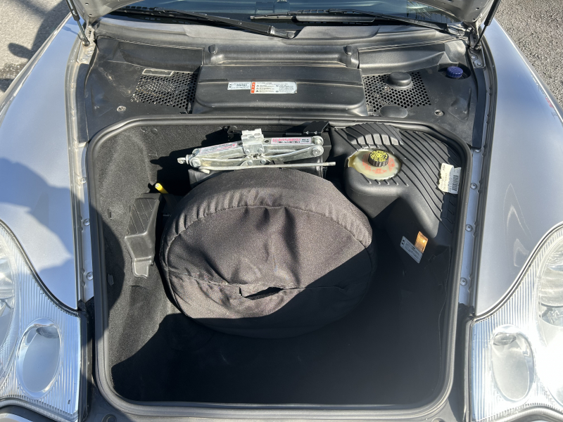 ポルシェ 911(Type996) カレラ　Tiptronic　右H　18インチアルミホイール　車高調　社外マフラー　社外テール