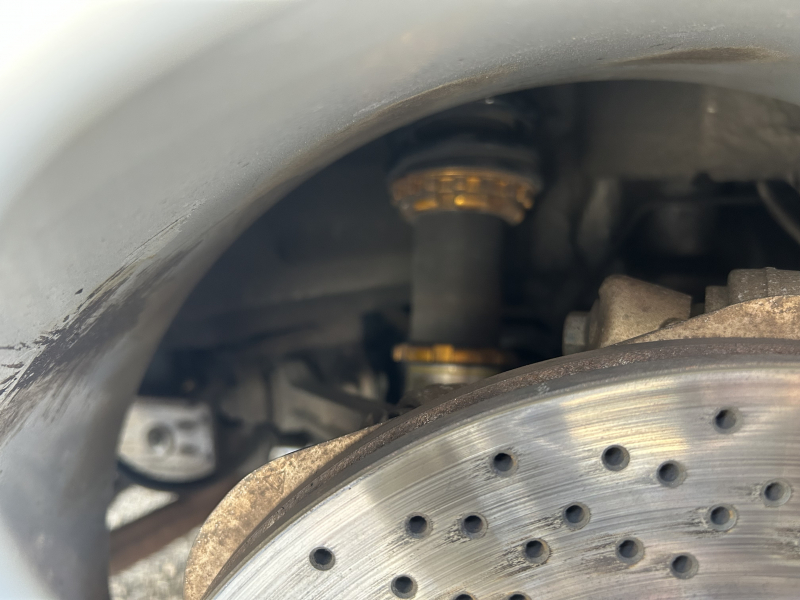 ポルシェ 911(Type996) カレラ　Tiptronic　右H　18インチアルミホイール　車高調　社外マフラー　社外テール