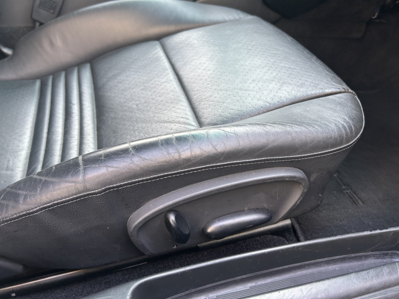 ポルシェ 911(Type996) カレラ 6MT 左H レザーシート　純正17インチアルミ