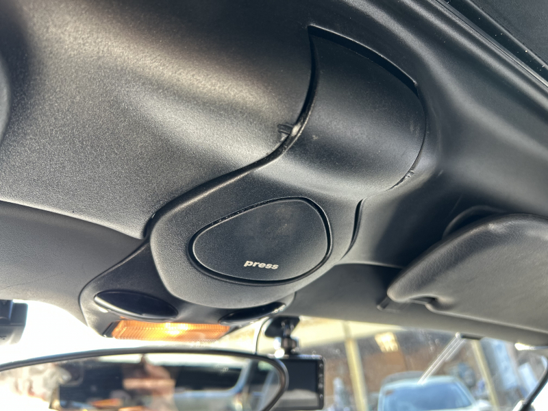 ポルシェ ボクスター(Type986) ボクスターS　左H　6MT　シートヒーター　レッドキャリパー