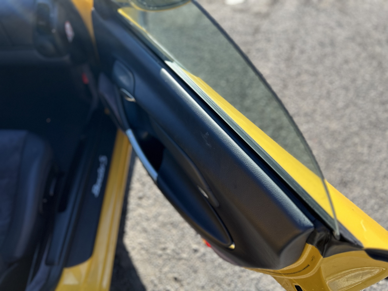 ポルシェ ボクスター(Type986) ボクスターS　左H　6MT　シートヒーター　レッドキャリパー