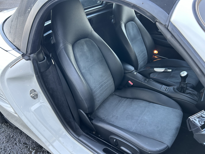 ポルシェ ボクスター(Type986) 2.7　左H　5MT  純正アルミ　HDDナビ