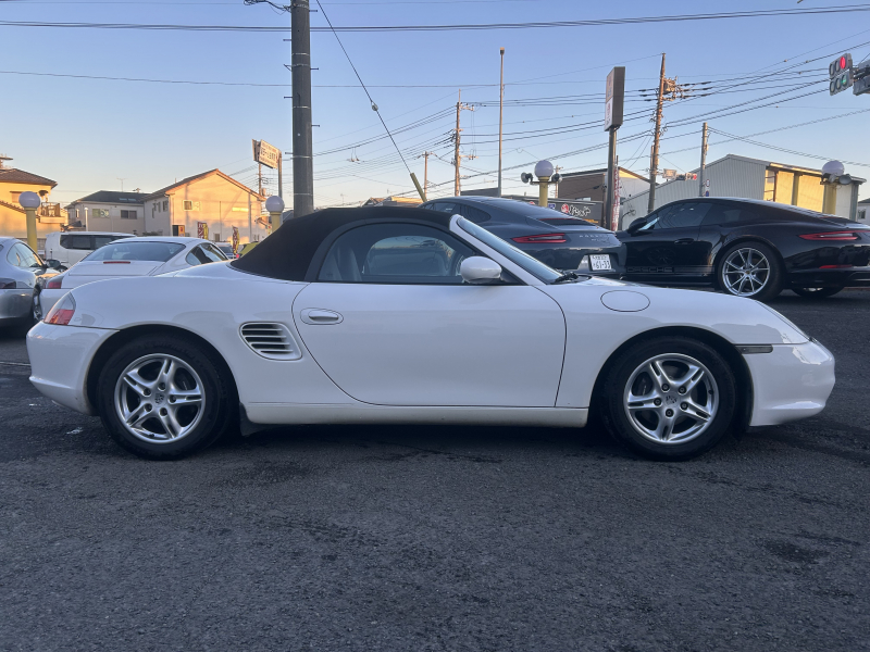 ポルシェ ボクスター(Type986) 2.7　左H　5MT  純正アルミ　HDDナビ