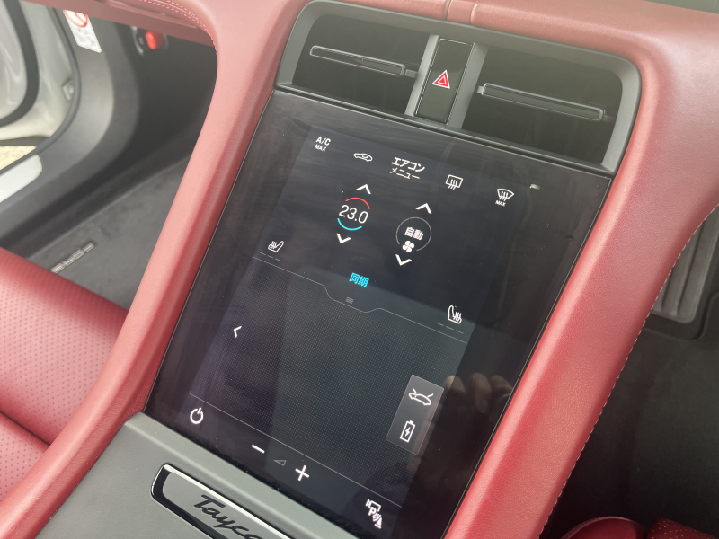 ポルシェ タイカン ターボ 4シート 4WD　右H　スポクロ　パノラマ　PSCB