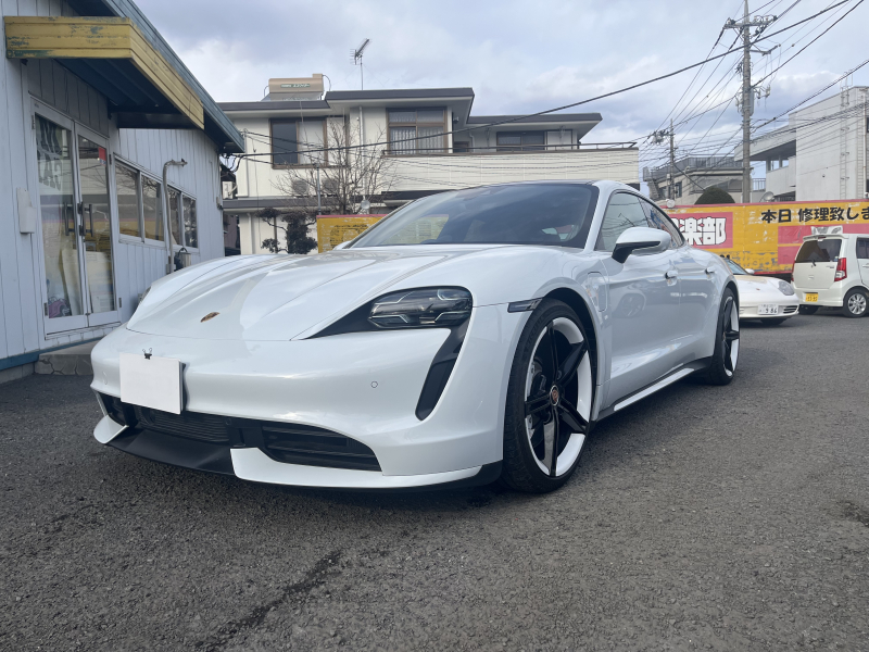 ポルシェ タイカン ターボ 4シート 4WD　右H　スポクロ　パノラマ　PSCB