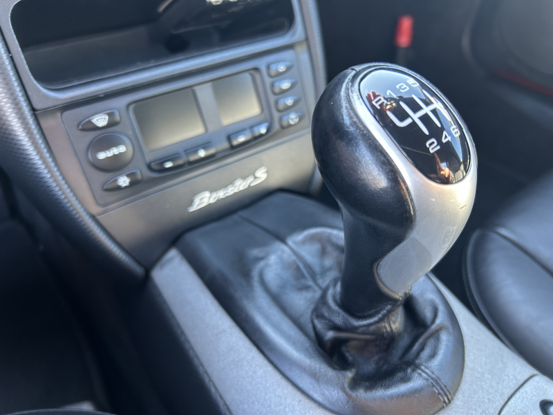 ポルシェ ボクスター(Type986) ボクスターS　左H　6MT 　レッドキャリパー　スポーツシート　車高調