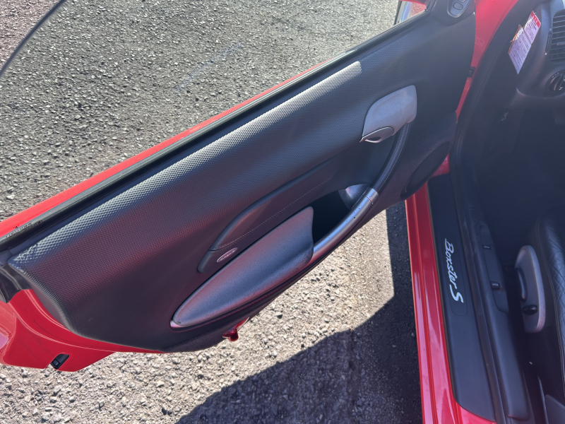 ポルシェ ボクスター(Type986) ボクスターS　左H　6MT 　レッドキャリパー　スポーツシート　車高調