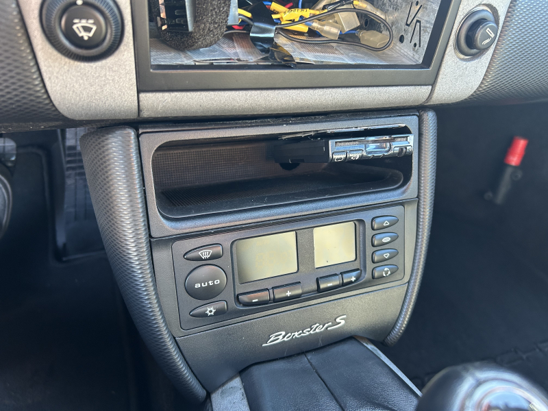 ポルシェ ボクスター(Type986) ボクスターS　左H　6MT 　レッドキャリパー　スポーツシート　車高調