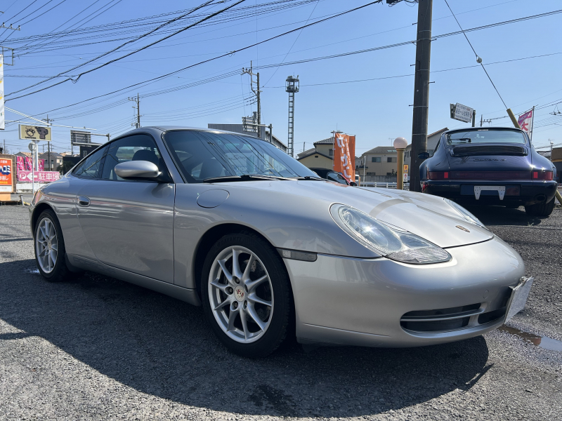 ポルシェ 911(Type996) カレラ　左H　6MT　レザーシート　地デジナビ　バックカメラ