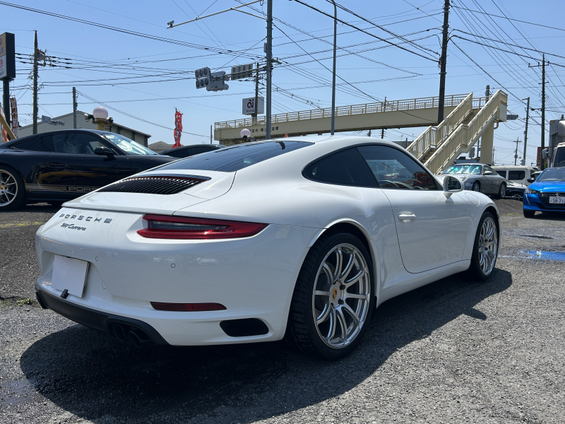 ポルシェ 911(Type991.2) カレラ　スポーツクロノパッケージ　PDK　右ハンドル　黒革　シートヒーター　ADVAN20インチアルミ　純正ナビ