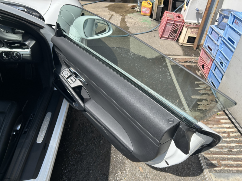 ポルシェ 911(Type991.2) カレラ　スポーツクロノパッケージ　PDK　右ハンドル　黒革　シートヒーター　純正19インチアルミ　純正ナビ