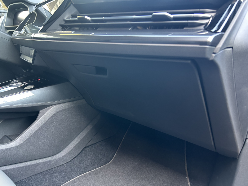 アウディ e-tron Sportback Q4 e-tron 50 Sportback Sライン　AudiAG21インチアルミ　シートヒーター　パワーバックドア　SONOSサウンド