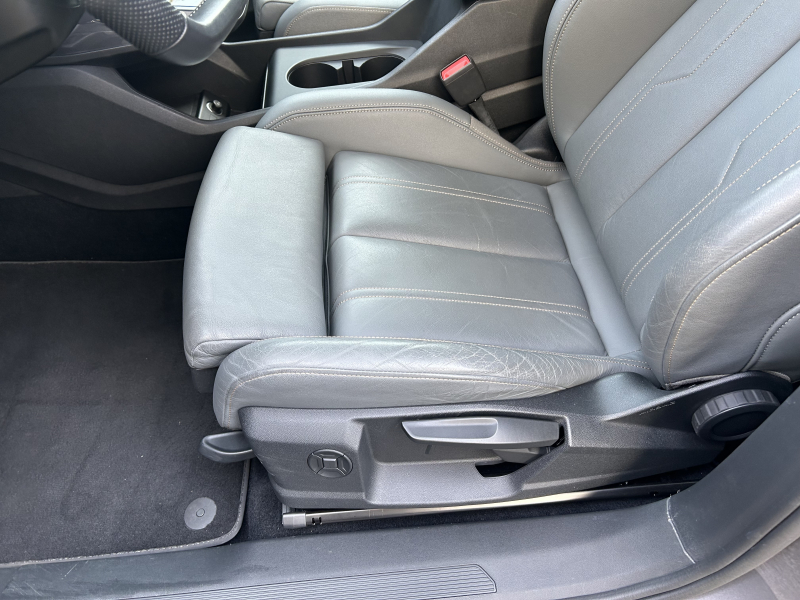 アウディ e-tron Sportback Q4 e-tron 50 Sportback Sライン　AudiAG21インチアルミ　シートヒーター　パワーバックドア　SONOSサウンド