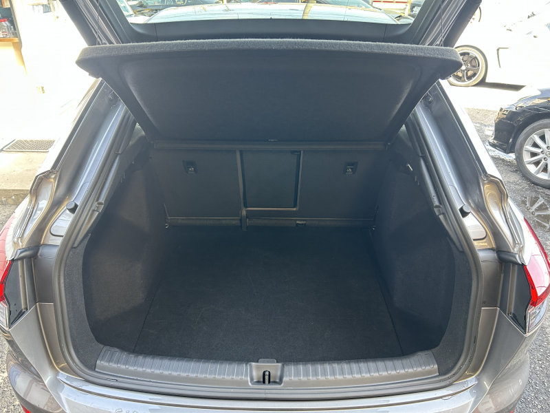 アウディ e-tron Sportback Q4 e-tron 50 Sportback Sライン　AudiAG21インチアルミ　シートヒーター　パワーバックドア　SONOSサウンド