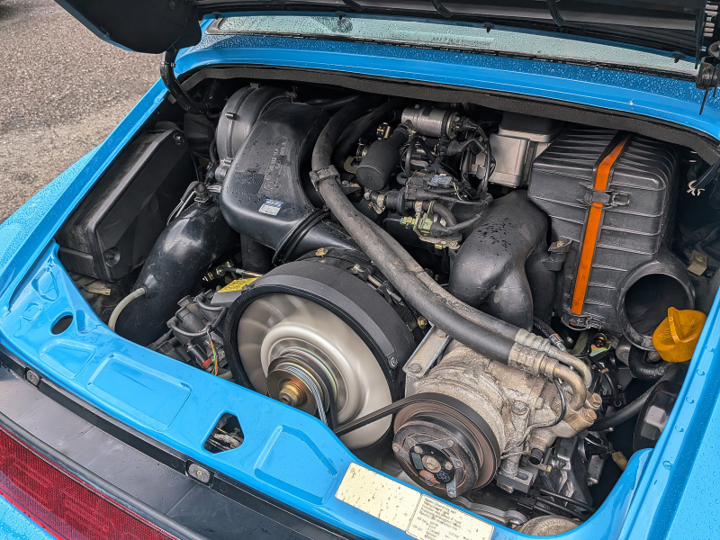 ポルシェ 911(Type964) ターボLOOK 5MT ハイカム エンジンオーバーホール済 リビエラブルー(オールペイント) 各種レストア済