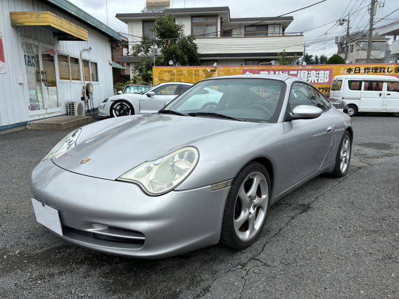 ポルシェ 911(Type996) カレラ　左H　6MT  純正アルミ　後期モデル