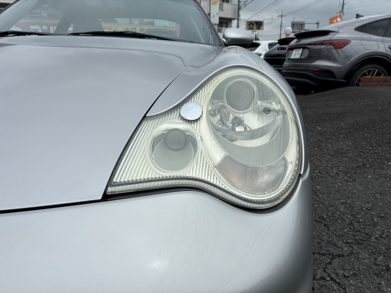 ポルシェ 911(Type996) カレラ　左H　6MT  純正アルミ　後期モデル