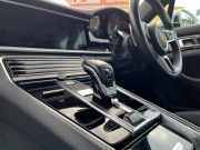 ポルシェ パナメーラ V6 3.0 PDK