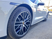 ポルシェ タイカン スポーツクロノPKG パフォーマンスBatteryプラス4+1シート