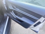 ポルシェ タイカン スポーツクロノPKG パフォーマンスBatteryプラス4+1シート