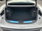 ポルシェ タイカン ターボS　カーボンスポーツデザインPKG