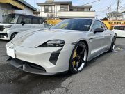 ポルシェ タイカン ターボS　カーボンスポーツデザインPKG