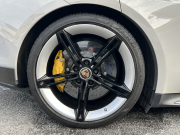 ポルシェ タイカン ターボS　カーボンスポーツデザインPKG