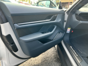 ポルシェ タイカン ターボS　カーボンスポーツデザインPKG