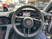 ポルシェ タイカン ターボS　カーボンスポーツデザインPKG