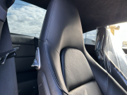 ポルシェ 911(Type991.2) カレラ4　PDK　右H　スポーツクロノPKG　スポ－ツエグゾースト　アダプティブクルーズコントロール　レザーインテリア　パワーステアリングプラス　GTスポーツステアリング　カレラS20インチアルミホイール　　　　　　　