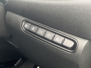 アバルト 500e ツーリズモ BEV車両