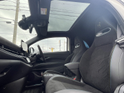 アバルト 500e ツーリズモ BEV車両