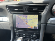 ポルシェ 911(Type991.2) カレラ　スポーツクロノパッケージ　PDK　右ハンドル　黒革　シートヒーター　純正19インチアルミ　純正ナビ