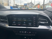 アウディ Q4 e-tron スポーツバック 中古車 40 Sライン　右H　純正20インチアルミ　パノラマサンルーフ　シートヒーター　バーチャルコックピットプラス