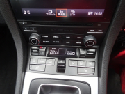 ポルシェ 911(Type991.2) カレラ　スポーツクロノパッケージ　右H　PDK　OPカレラS20インチホイール　シートヒーター　ALLレザーシート　純正ナビ　バックカメラ