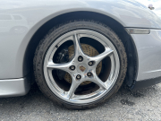 ポルシェ 911(Type996) カレラ　40thアニバーサリーエディション　左H  6MT　専用フロントバンパー、サイドスカート　ポリッシュ仕上げホイール　サンルーフ　シートヒーター