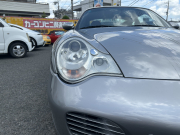 ポルシェ 911(Type996) カレラ　40thアニバーサリーエディション　左H  6MT　専用フロントバンパー、サイドスカート　ポリッシュ仕上げホイール　サンルーフ　シートヒーター
