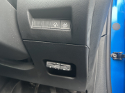 プジョー E-208 GT  クルーズコントロール　シートヒーター　ハーフレザーシート　17インチアルミ　ブラックルーフ　純正ナビ　地デジTV　ドラレコ　ETC