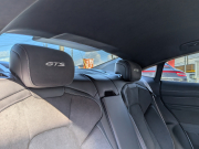 ポルシェ タイカン GTS  【希少PDCC、PSCB、リアアクスルステアリング装着車両】 人気のクレヨンカラー